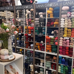 Atelier Velvetrobe & Stoffburg Kanalstraße, Gemüsemarkt 35 Ecke, 36037 Fulda, Deutschland