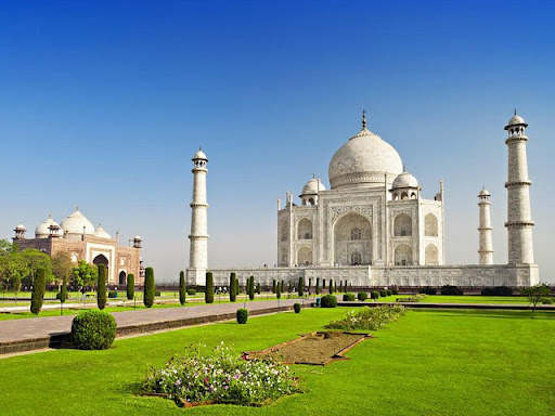 One Day Agra ( Taj Mahal ) Tour from Delhi post image
