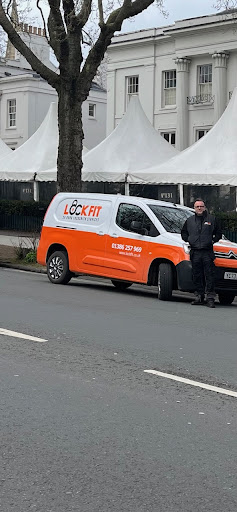 LockFit Evesham Locksmiths Logo