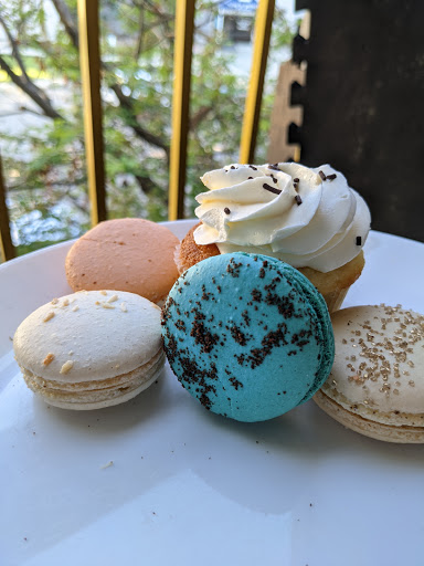 Milk & Cookies Bakeshop - Thumbnail