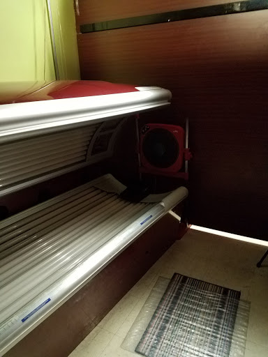 Indulgence Tanning - Visual