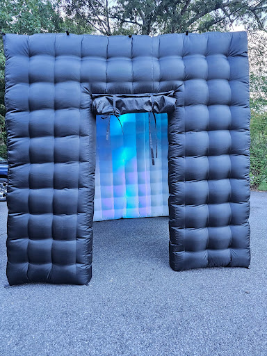 Air It Out Party Rentals LLC - Thumbnail