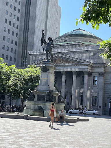 Free Montreal Tours - Old Montreal Walking Tours - Thumbnail