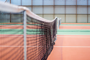 Photo n°2 de Tennis Club de Saint Denis de l'Hôtel TCSDH à Saint-Denis-de-l'Hôtel (Court de tennis)