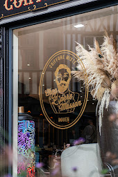 Photo n°21 de Chez l’Père Masson Coiffeur Rouen à Rouen (Fournisseur de produits de beauté)