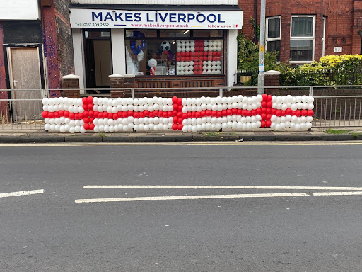 Makes Liverpool - Visual