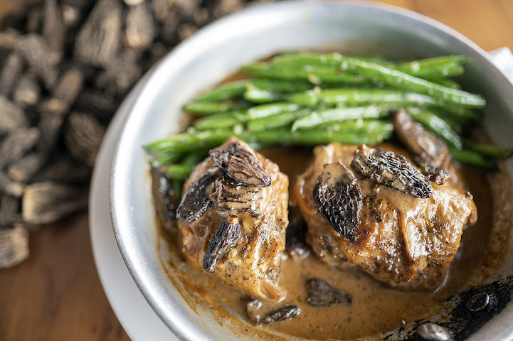 Bistro Mistral - Memorial by null