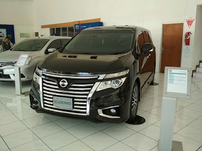 Photos of Indomobil Nissan Datsun Surabaya Basuki Rahmat