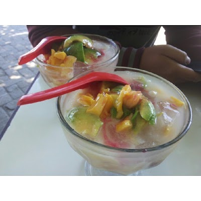 Photos of Es Cepot Selokan Mataram