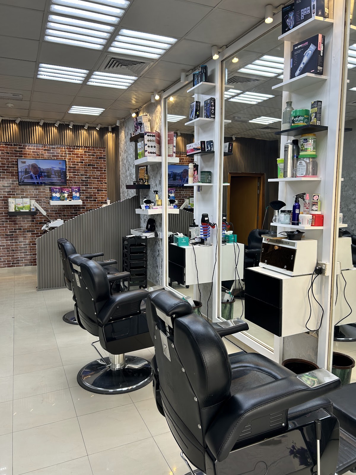 All zaim saloon - صورة 4