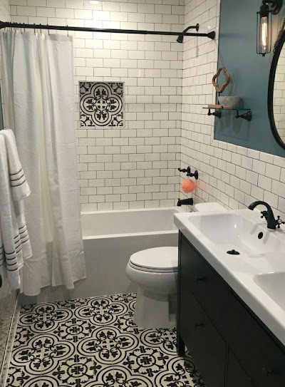 Craftsman Bathrooms