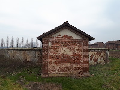 Cimitero Abbandonato di Castell