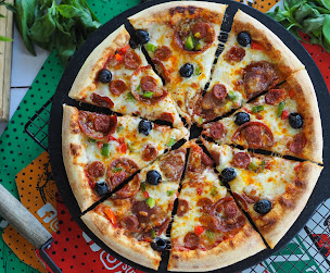 Photo n°19 de Pizza Time® Amiens à Amiens (Saladerie)