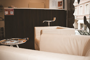 Photo n°5 de Trade Repair à Gex (Magasin de téléphonie mobile)