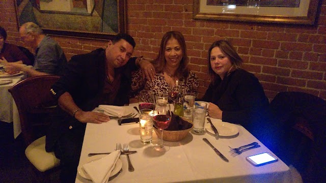 Amici's