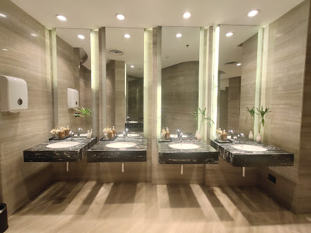 Af1qipowf4hxj1dompuyk90o2yd8ylamhqsks8osilkc=s451 K No