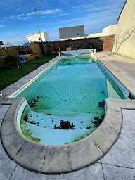 Photo n°17 de I.D.E PISCINES - Pisciniste 35 Ille-et-Vilaine à Romillé (Magasin de matériel pour piscines)