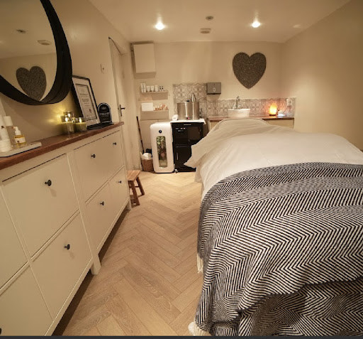 Nicola Sanderson Holistic Therapy