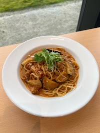 畑の中の召しや