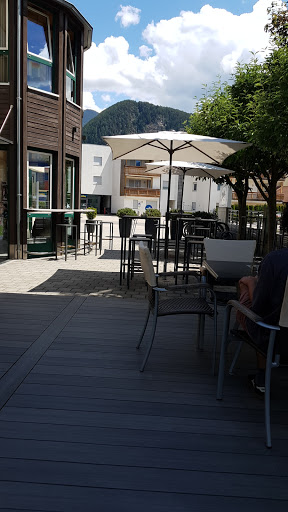 Zinta Bar Café