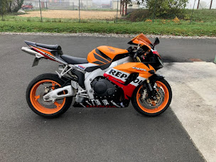 Photo n°16 de Centre contrôle technique DEKRA à Saint-Martin-la-Pallu (Centre de contrôle technique)