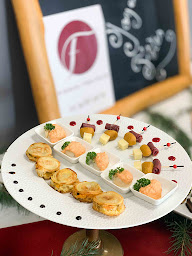 Photo n°4 de Firmin Traiteur - Paris & Ile de France à Méré (Restaurant)