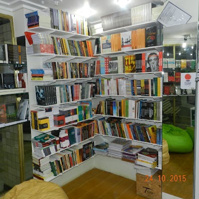Photos of Livraria Pandora