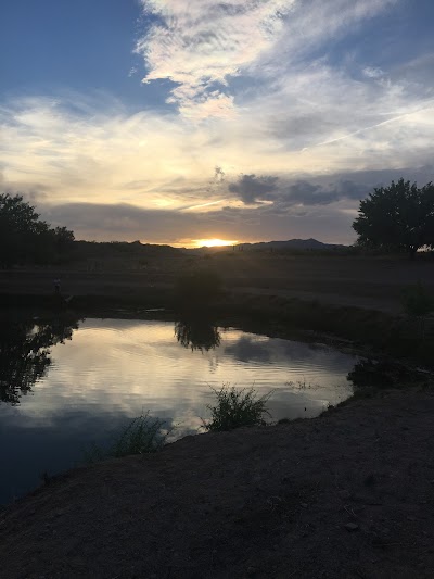 Escondida Lake Campground