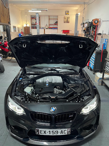 LUXE GARAGE - Thumbnail