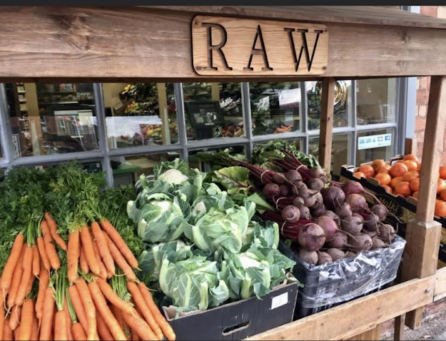 Raw fruit & veg & health foods, zerowaste refills - Supermarket