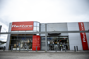 Photo n°1 de Redzone à Thoiry (Magasin de vêtements pour femmes)