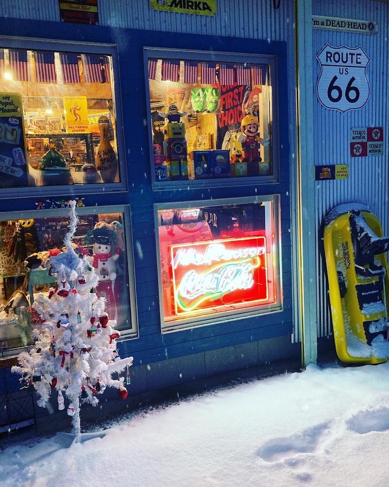 Three Dogs ガレージ