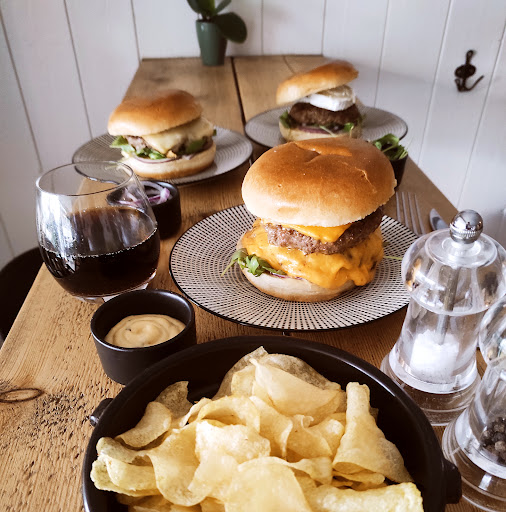 Midnight Burger