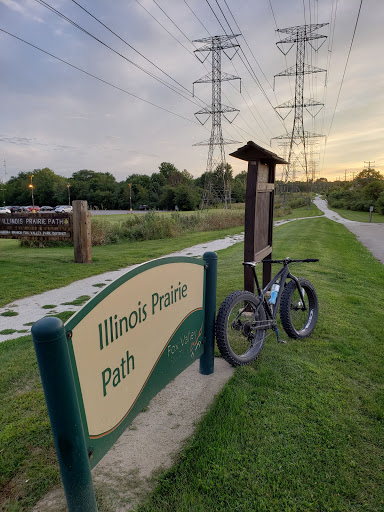 Illinois Prairie Path Parking - Thumbnail