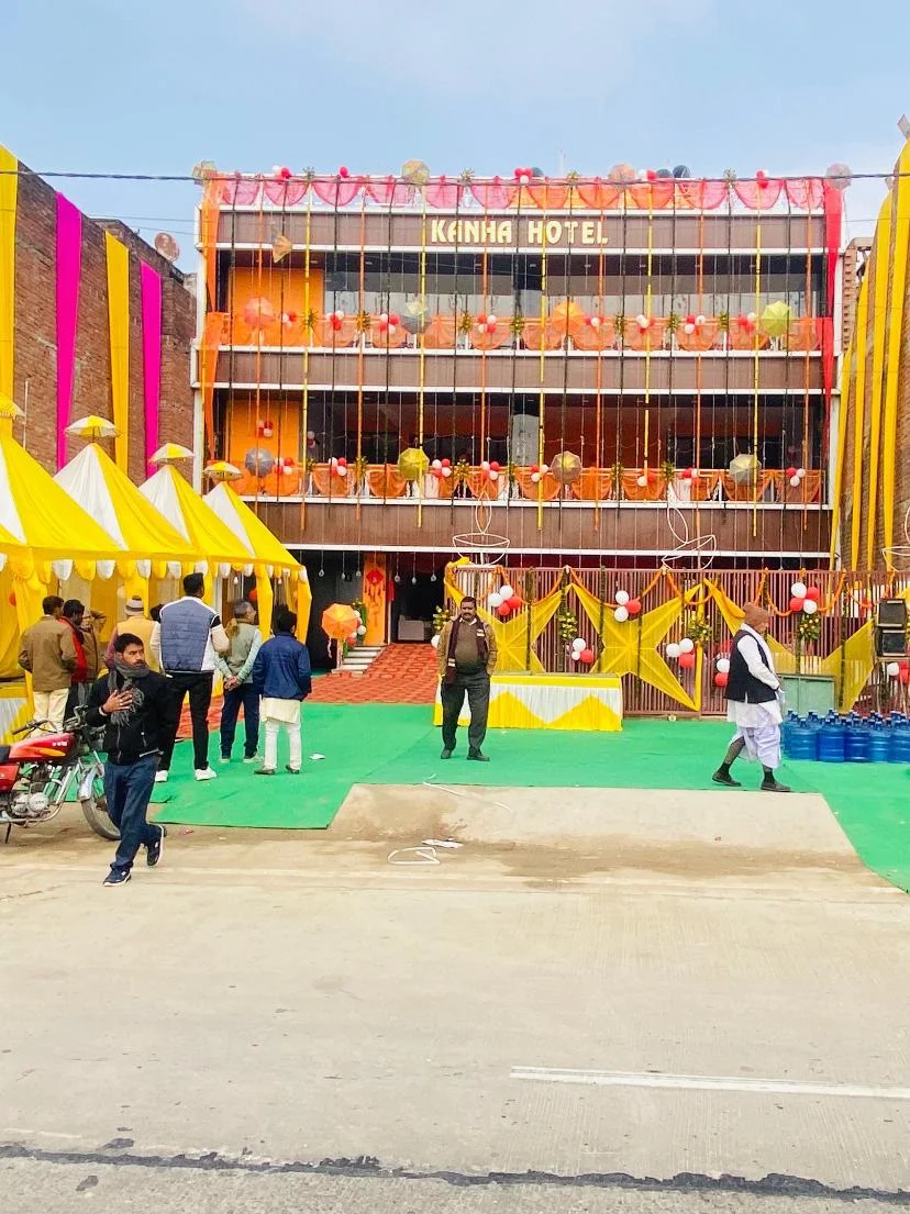 Kanha Hotel and Resort