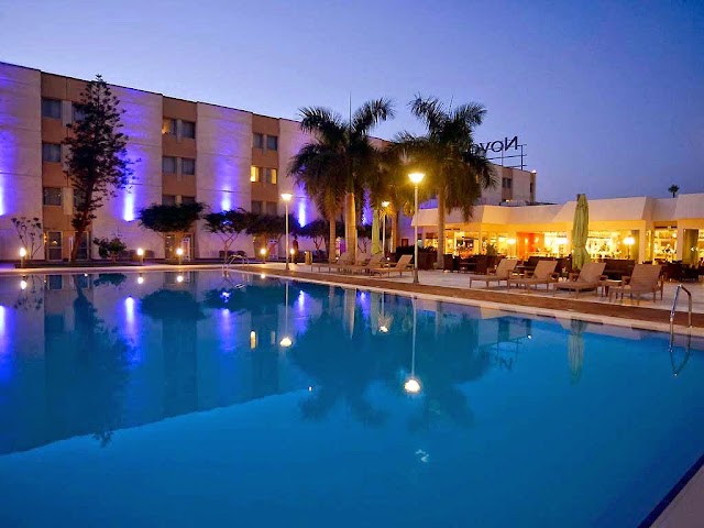 Hotel Novotel Cairo Airport
