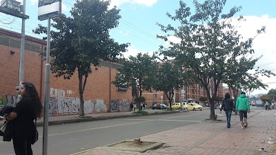 Photos of Colsubsidio SUPER Mercado y Droguer&iacute;a TIERRAGRATA