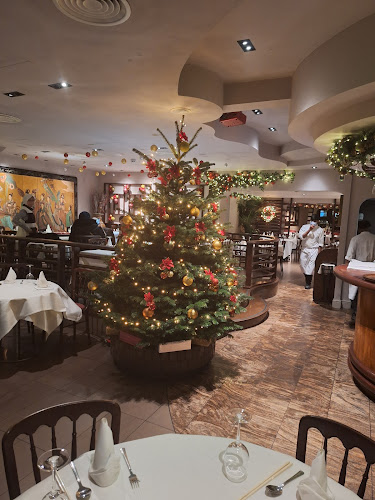 Maxim Chinese Restaurant Ealing, London, Peking Cuisine - Restaurant