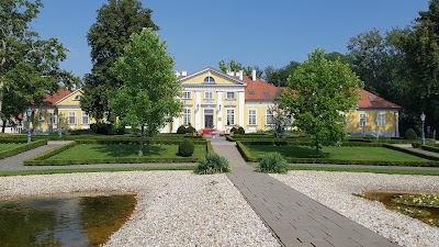 Photos of Hertelendy Kast&eacute;ly