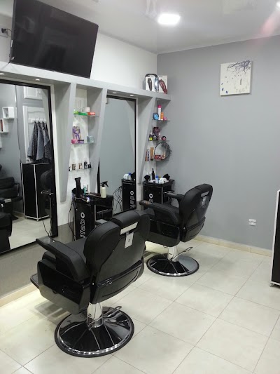 Photos of Coiffeur Homme
