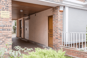 Photo n°6 de Dr Christian Prunel. à Le Vésinet (Stomatologue)