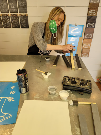 Crafts 2 You Gallery - United States