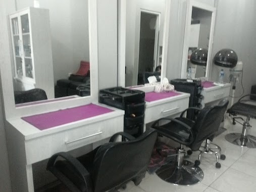 Layana Salon, Author: Layana Salon