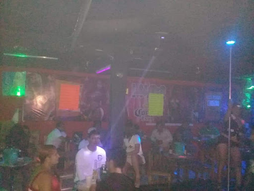 LALOS BAR MEN'S CLUB - Thumbnail