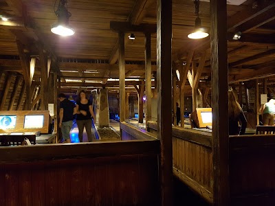 Old Barn Bar & Bowling