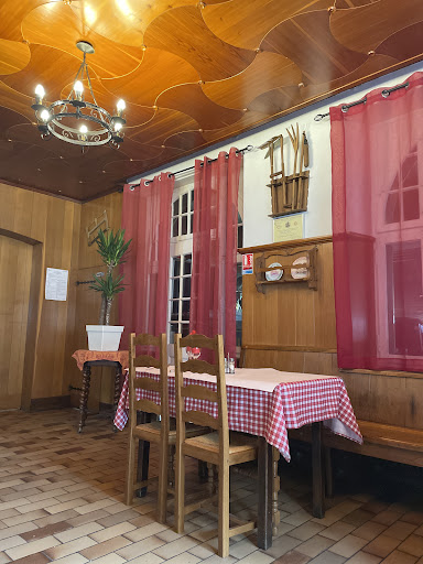 Photo 2 - Fast Burger