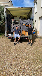 Photo n°6 de Transport Moriconi - Le Sens de L'Engagement à Chemillé-sur-Dême (Déménageur)