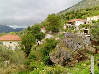 Ιερός Ναός Αγίου Νικολάου Βελιαχόβου