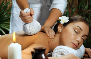 Photo n°3 de Ayurvéda, Massages Bien Etre, Thérapeute Corporelle en Ayurveda, Soins énergétiques 82 Tarn et Garonne, 47 Lot et Garonne à Lacour (Praticien de médecine alternative)