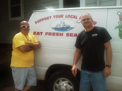 Uncle Russ Dockside Seafood Market - Thumbnail